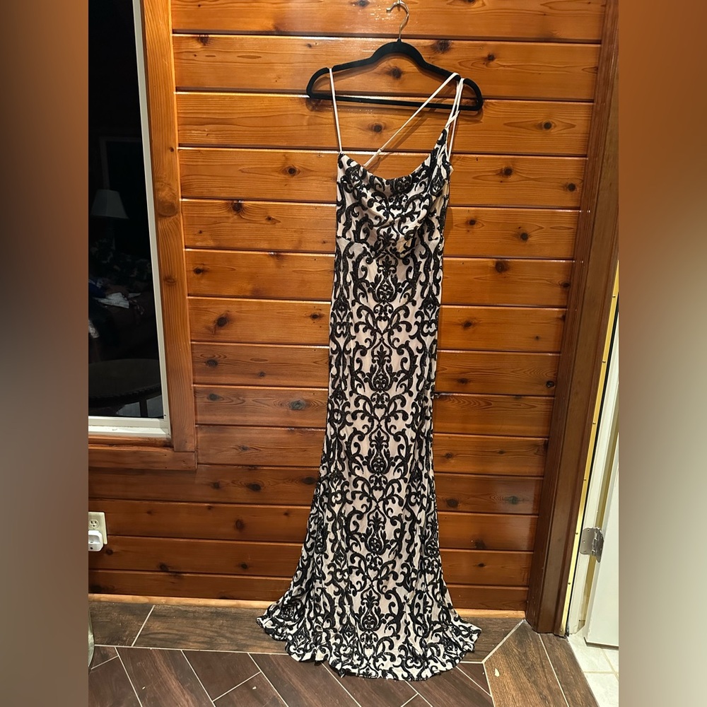 Windsor Black and Cream Backless Dress